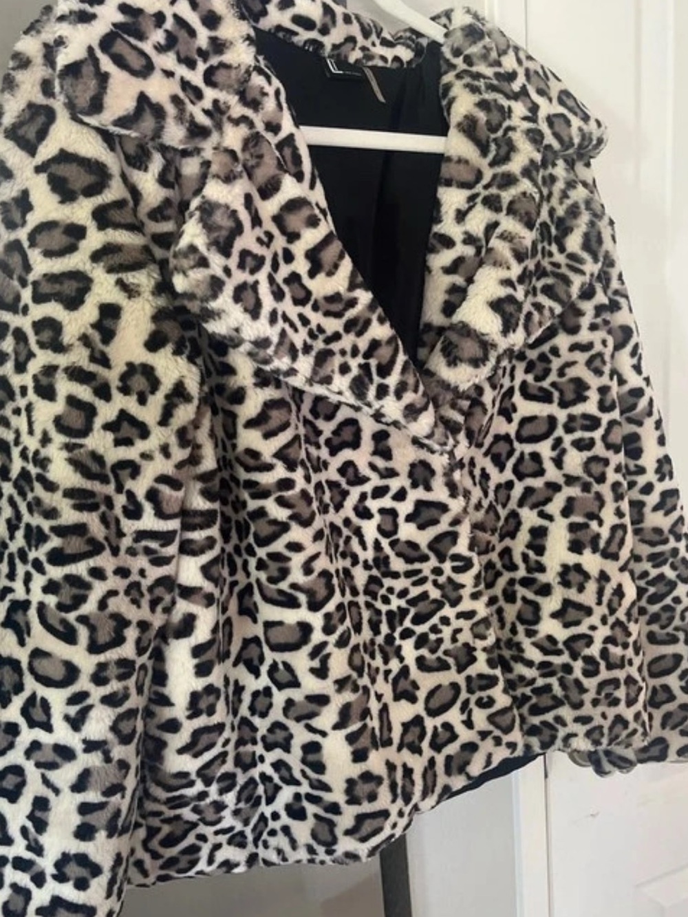 Love Token Leopard Faux Fur Coat - Black & Cream